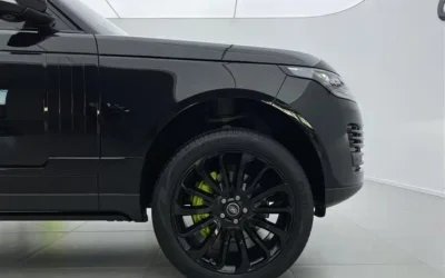 Land Rover Land Rover Defender в цвете и кузовом – это идеальный выбор среди китайских автомобилей. Доступная цена и надежность гарантированы.