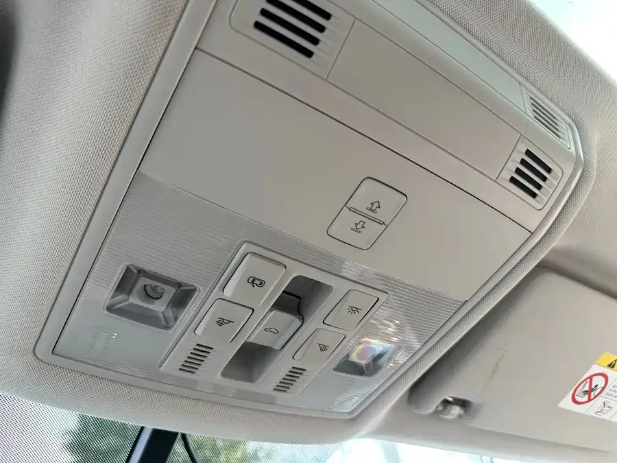 Mercedes-Benz Mercedes-Benz Maybach S-Class в цвете и кузовом – это идеальный выбор среди китайских автомобилей. Доступная цена и надежность гарантированы.