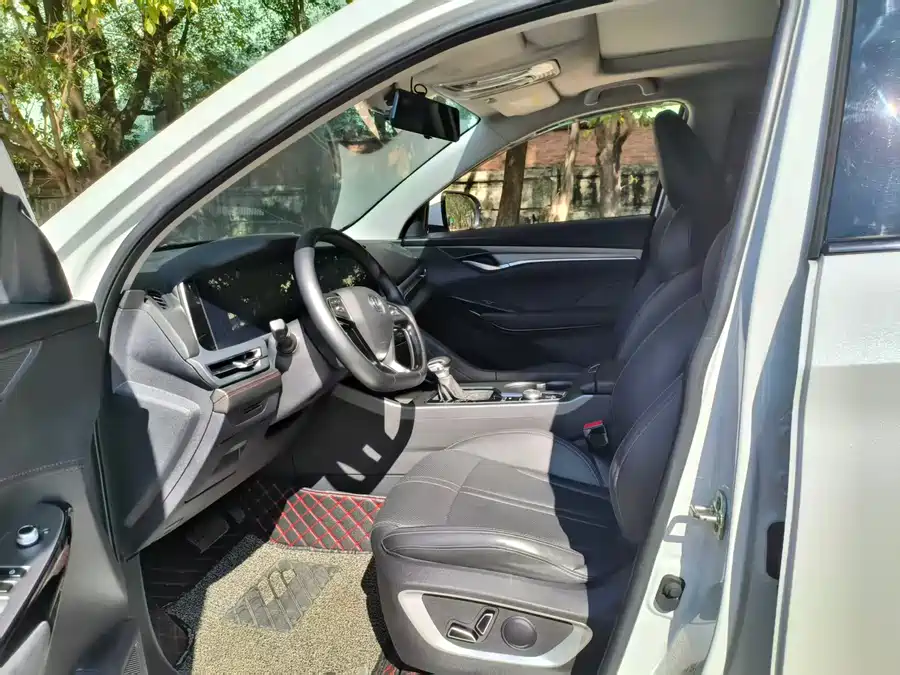 Changan Changan CS75PLUS в цвете и кузовом – это идеальный выбор среди китайских автомобилей. Доступная цена и надежность гарантированы.