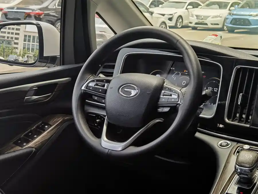 BYD BYD Tang EV в цвете и кузовом – это идеальный выбор среди китайских автомобилей. Доступная цена и надежность гарантированы.
