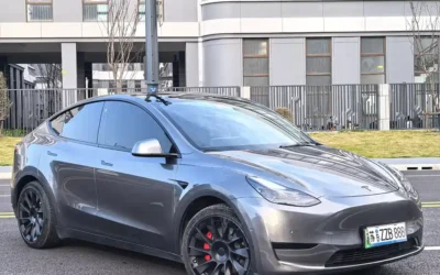 Tesla Tesla Model 3 в цвете и кузовом – это идеальный выбор среди китайских автомобилей. Доступная цена и надежность гарантированы.