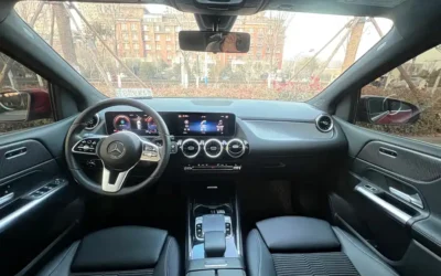 Mercedes-Benz Mercedes-Benz E-Class в цвете и кузовом – это идеальный выбор среди китайских автомобилей. Доступная цена и надежность гарантированы.