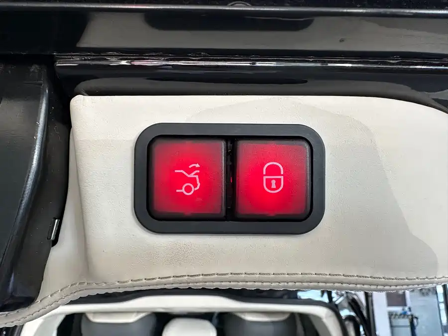 Honda Honda Accord в цвете и кузовом – это идеальный выбор среди китайских автомобилей. Доступная цена и надежность гарантированы.