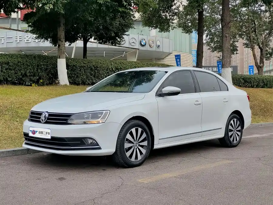 Toyota Toyota Vios в цвете и кузовом – это идеальный выбор среди китайских автомобилей. Доступная цена и надежность гарантированы.