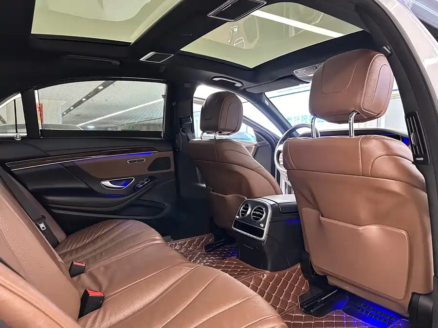 Mercedes-Benz Mercedes-Benz S-Class в цвете и кузовом – это идеальный выбор среди китайских автомобилей. Доступная цена и надежность гарантированы.