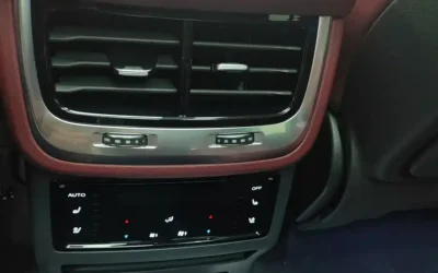 Hongqi Hongqi в цвете Hongqi и кузовом Hongqi – это идеальный выбор среди китайских автомобилей. Доступная цена и надежность гарантированы.