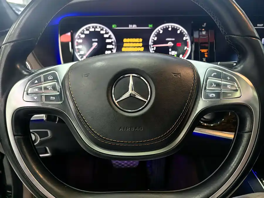 Mercedes-Benz Mercedes-Benz S-Class в цвете и кузовом – это идеальный выбор среди китайских автомобилей. Доступная цена и надежность гарантированы.