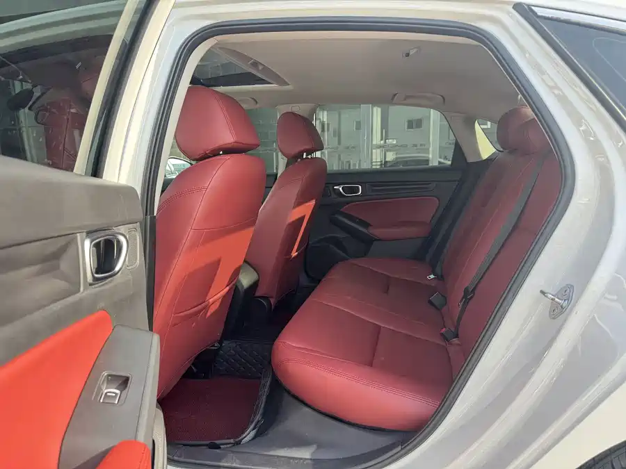 GAC Trumpchi Trumpchi EMPOW в цвете и кузовом – это идеальный выбор среди китайских автомобилей. Доступная цена и надежность гарантированы.