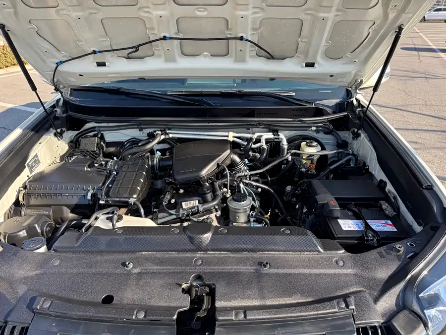 Volkswagen Volkswagen Passat EV в цвете и кузовом – это идеальный выбор среди китайских автомобилей. Доступная цена и надежность гарантированы.