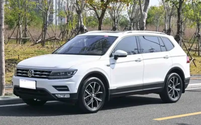 Volkswagen Volkswagen TAYRON в цвете и кузовом – это идеальный выбор среди китайских автомобилей. Доступная цена и надежность гарантированы.
