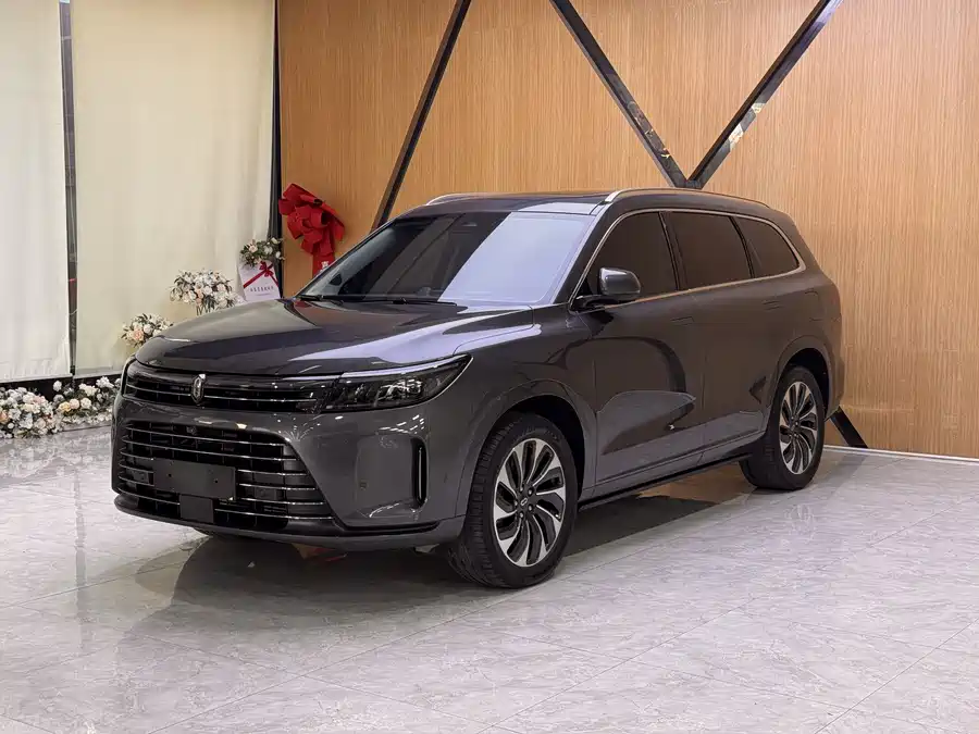 BYD BYD F0 в цвете и кузовом – это идеальный выбор среди китайских автомобилей. Доступная цена и надежность гарантированы.
