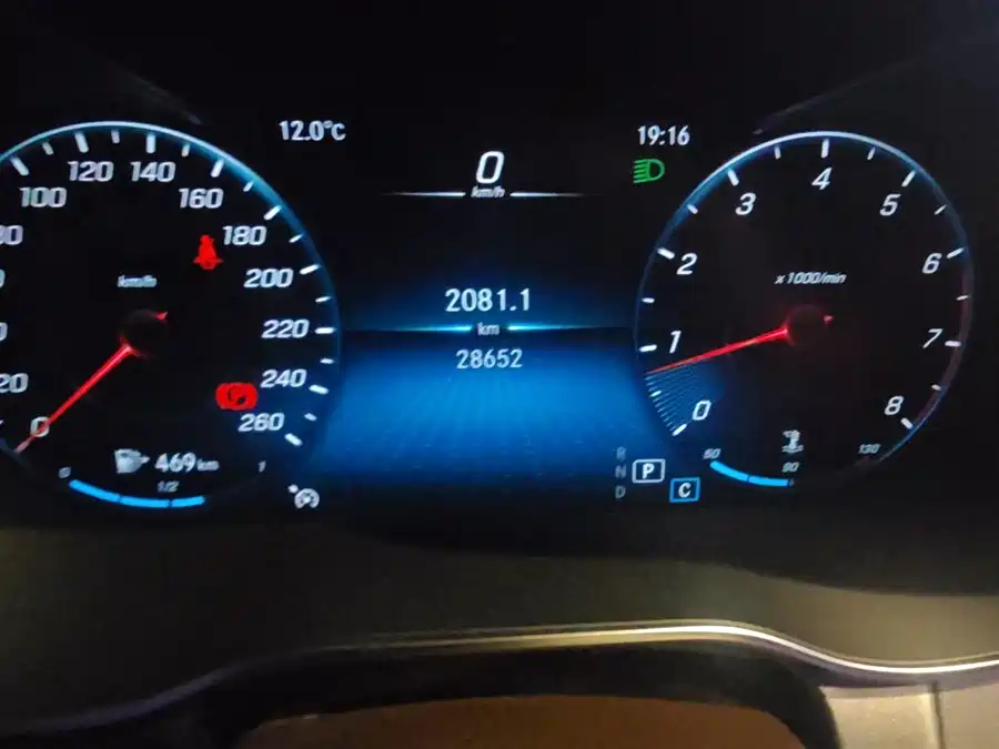 Mercedes-Benz Mercedes-Benz GLC в цвете и кузовом – это идеальный выбор среди китайских автомобилей. Доступная цена и надежность гарантированы.