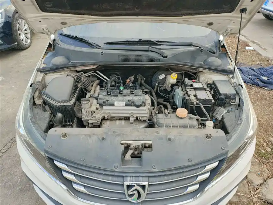 Baojun Baojun 310W в цвете и кузовом – это идеальный выбор среди китайских автомобилей. Доступная цена и надежность гарантированы.