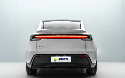 Tesla Tesla Model 3 в цвете и кузовом – это идеальный выбор среди китайских автомобилей. Доступная цена и надежность гарантированы.