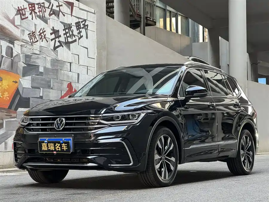 Buick Buick GL8 в цвете и кузовом – это идеальный выбор среди китайских автомобилей. Доступная цена и надежность гарантированы.