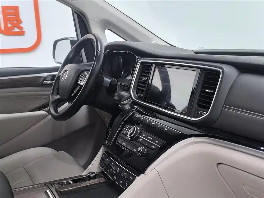 Audi Audi A6L в цвете и кузовом – это идеальный выбор среди китайских автомобилей. Доступная цена и надежность гарантированы.