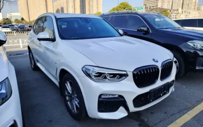 BMW BMW 3 Series в цвете и кузовом – это идеальный выбор среди китайских автомобилей. Доступная цена и надежность гарантированы.