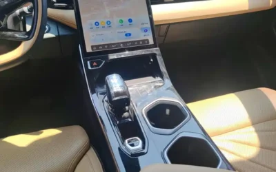 Geely Geely Emgrand в цвете и кузовом – это идеальный выбор среди китайских автомобилей. Доступная цена и надежность гарантированы.