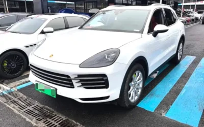 Porsche Porsche Macan в цвете и кузовом – это идеальный выбор среди китайских автомобилей. Доступная цена и надежность гарантированы.
