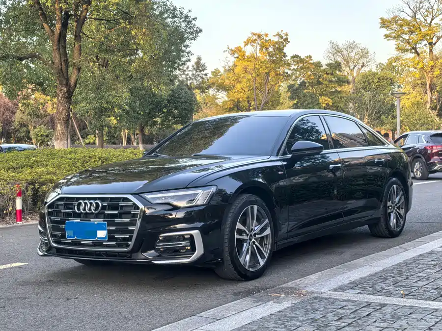 Changan Kaicene Changan Kaicheng Oshan A600 в цвете и кузовом – это идеальный выбор среди китайских автомобилей. Доступная цена и надежность гарантированы.