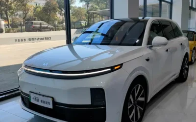 Li Auto Li Auto в цвете Li Auto и кузовом Li Auto – это идеальный выбор среди китайских автомобилей. Доступная цена и надежность гарантированы.