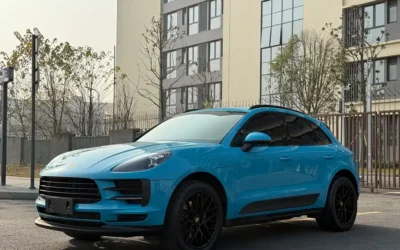 Porsche Porsche 718 в цвете и кузовом – это идеальный выбор среди китайских автомобилей. Доступная цена и надежность гарантированы.