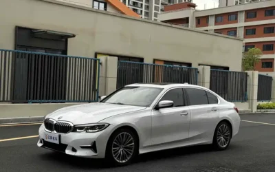 BMW BMW 3 Series в цвете и кузовом – это идеальный выбор среди китайских автомобилей. Доступная цена и надежность гарантированы.