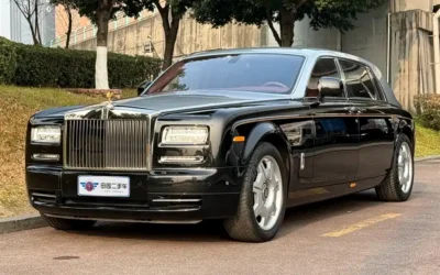 Rolls-Royce Rolls-Royce Ghost в цвете и кузовом – это идеальный выбор среди китайских автомобилей. Доступная цена и надежность гарантированы.