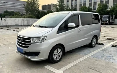 JAC Refine JAC Refine M4 в цвете и кузовом – это идеальный выбор среди китайских автомобилей. Доступная цена и надежность гарантированы.
