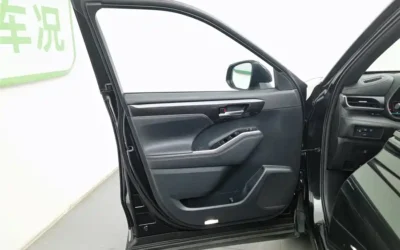 Toyota Toyota YARiS L в цвете и кузовом – это идеальный выбор среди китайских автомобилей. Доступная цена и надежность гарантированы.