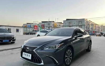 Lexus Lexus ES в цвете и кузовом – это идеальный выбор среди китайских автомобилей. Доступная цена и надежность гарантированы.