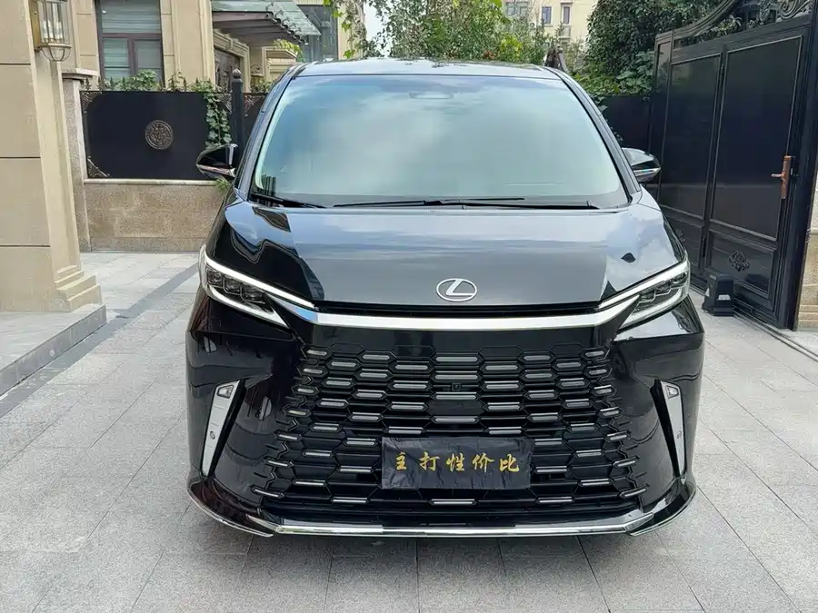 Lexus Lexus LM в цвете и кузовом – это идеальный выбор среди китайских автомобилей. Доступная цена и надежность гарантированы.