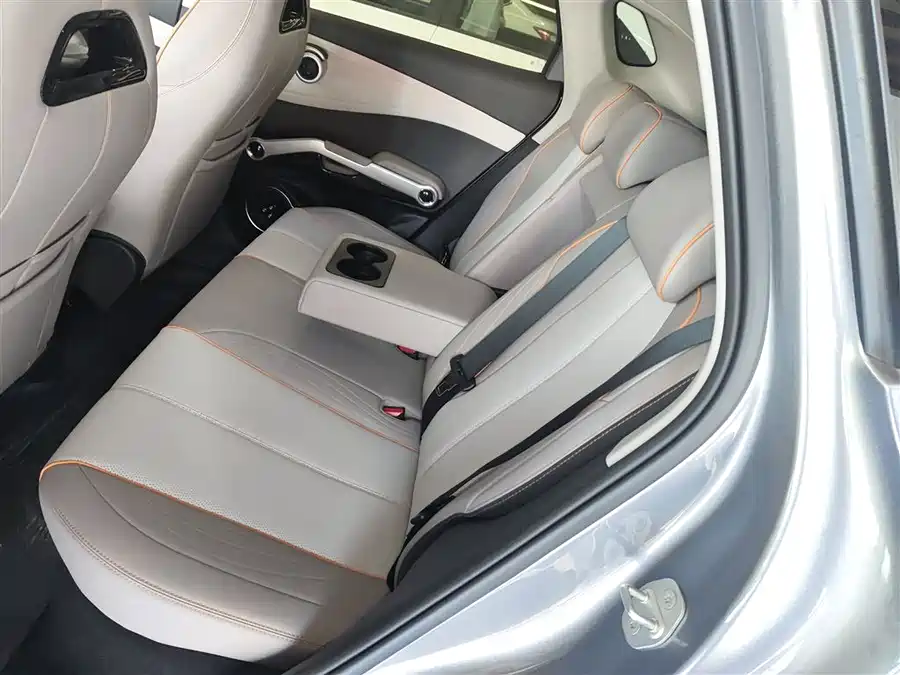 BYD BYD Yuan PLUS в цвете и кузовом – это идеальный выбор среди китайских автомобилей. Доступная цена и надежность гарантированы.