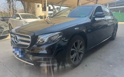 Mercedes-Benz Mercedes-Benz C-Class в цвете и кузовом – это идеальный выбор среди китайских автомобилей. Доступная цена и надежность гарантированы.