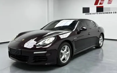 Porsche Porsche 718 в цвете и кузовом – это идеальный выбор среди китайских автомобилей. Доступная цена и надежность гарантированы.