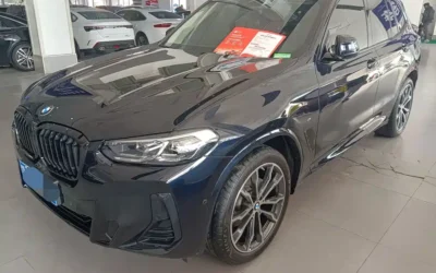 BMW BMW 3 Series в цвете и кузовом – это идеальный выбор среди китайских автомобилей. Доступная цена и надежность гарантированы.