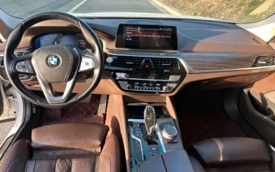 BMW BMW 3 Series в цвете и кузовом – это идеальный выбор среди китайских автомобилей. Доступная цена и надежность гарантированы.