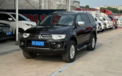Mitsubishi Mitsubishi в цвете Mitsubishi и кузовом Mitsubishi – это идеальный выбор среди китайских автомобилей. Доступная цена и надежность гарантированы.