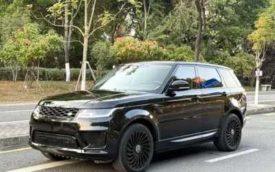 Land Rover Land Rover Range Rover в цвете и кузовом – это идеальный выбор среди китайских автомобилей. Доступная цена и надежность гарантированы.