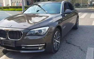 BMW BMW 3 Series в цвете и кузовом – это идеальный выбор среди китайских автомобилей. Доступная цена и надежность гарантированы.