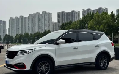 Geely Geely Emgrand в цвете и кузовом – это идеальный выбор среди китайских автомобилей. Доступная цена и надежность гарантированы.