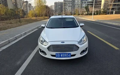 Ford Ford Festiva в цвете и кузовом – это идеальный выбор среди китайских автомобилей. Доступная цена и надежность гарантированы.