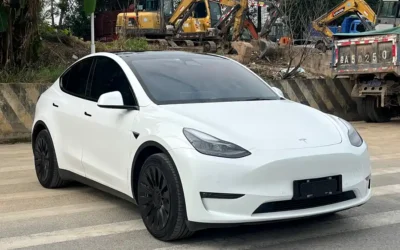 Tesla Tesla Model Y в цвете и кузовом – это идеальный выбор среди китайских автомобилей. Доступная цена и надежность гарантированы.
