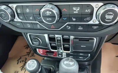 Jeep Jeep Wrangler в цвете и кузовом – это идеальный выбор среди китайских автомобилей. Доступная цена и надежность гарантированы.