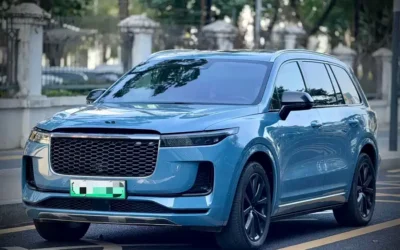 Land Rover Land Rover Discovery в цвете и кузовом – это идеальный выбор среди китайских автомобилей. Доступная цена и надежность гарантированы.