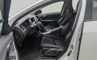 Volvo Volvo XC60 в цвете и кузовом – это идеальный выбор среди китайских автомобилей. Доступная цена и надежность гарантированы.