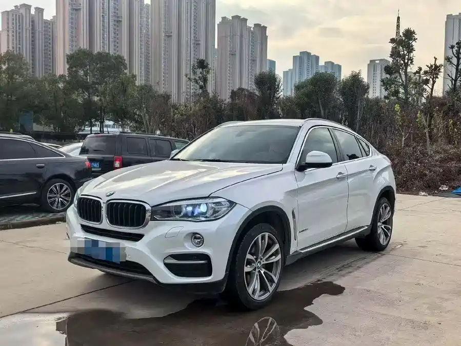 ZXAUTO Zhongxing Grand Tiger в цвете и кузовом – это идеальный выбор среди китайских автомобилей. Доступная цена и надежность гарантированы.