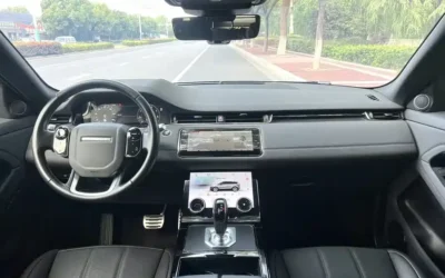 Land Rover Land Rover Range Rover в цвете и кузовом – это идеальный выбор среди китайских автомобилей. Доступная цена и надежность гарантированы.