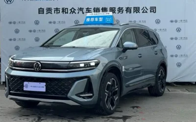 Volkswagen Volkswagen Lavida в цвете и кузовом – это идеальный выбор среди китайских автомобилей. Доступная цена и надежность гарантированы.