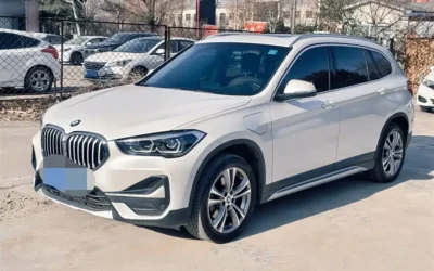 BMW BMW 3 Series в цвете и кузовом – это идеальный выбор среди китайских автомобилей. Доступная цена и надежность гарантированы.